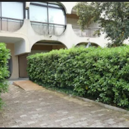 Charmant Studio Apartment *